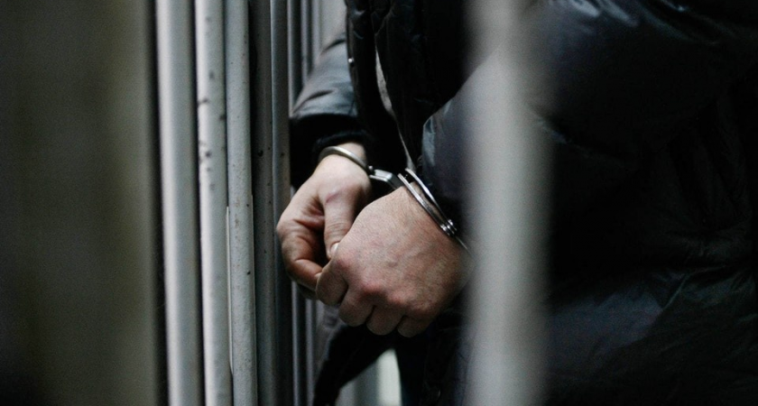    История начала распутываться в августе 2008 года, когда в лесополосе у трассы «Бугуруслан – Старокутлумбетово» были найдены тела двух местных жительниц Ольга ЮШКОВА