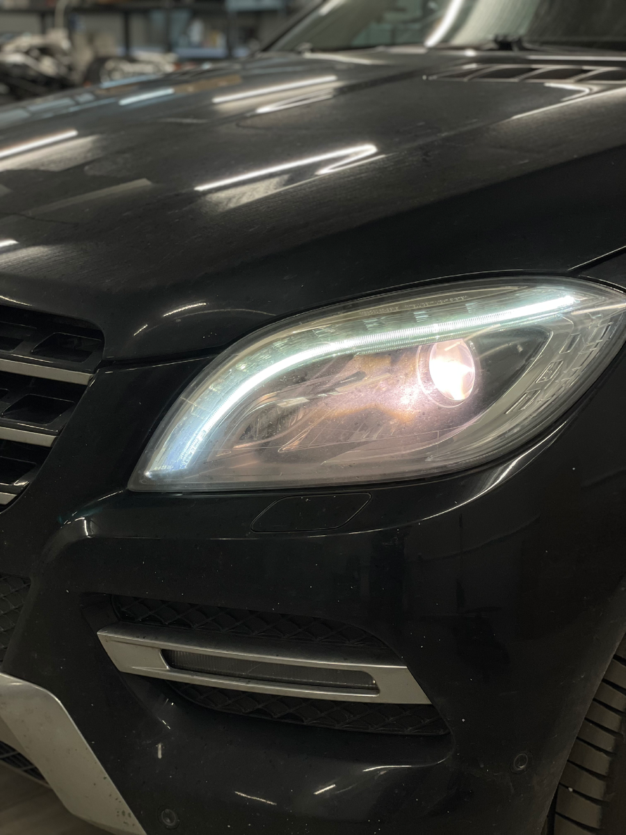 Состояние фар Mercedes до ремонта