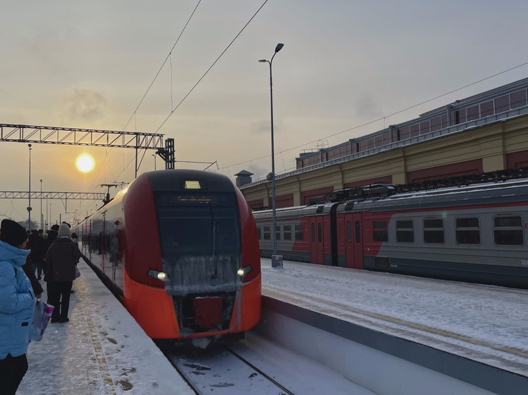     Самым популярным направлением остается Петербург - Москва. Фото: архив МК в Питере
