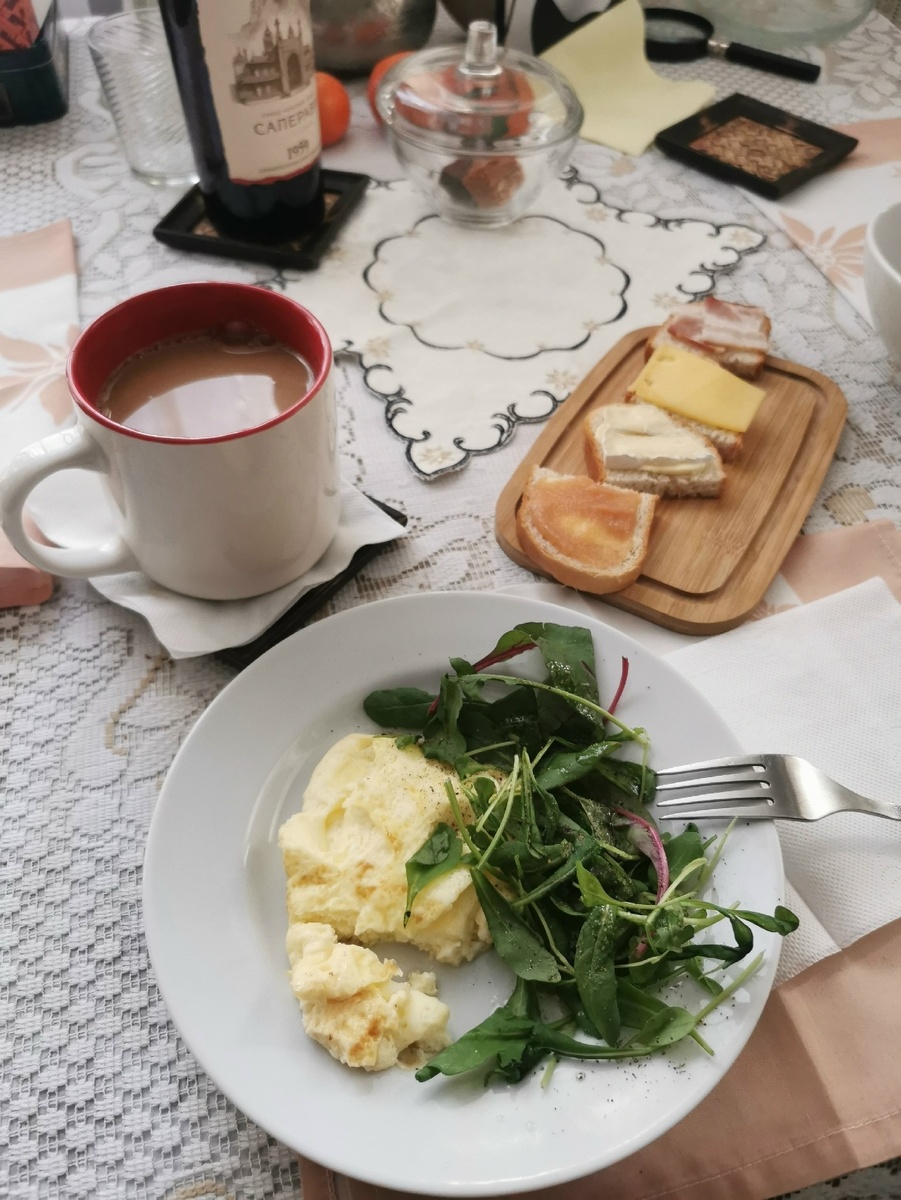 и едой, конечно!