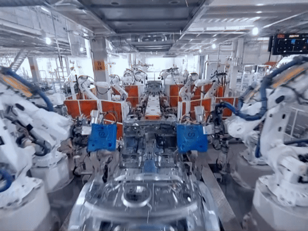 H Smart Factory. Здесь выпускают автомобили HONGQI 