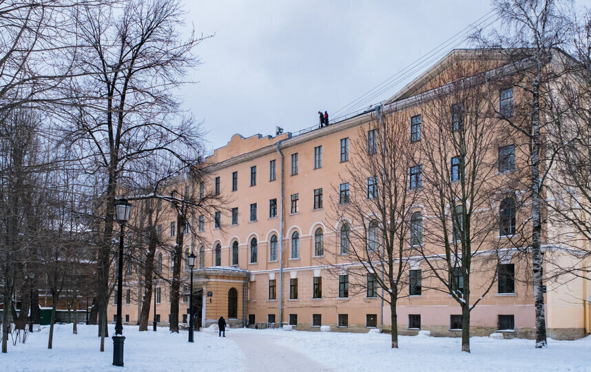    Алена Бобрович