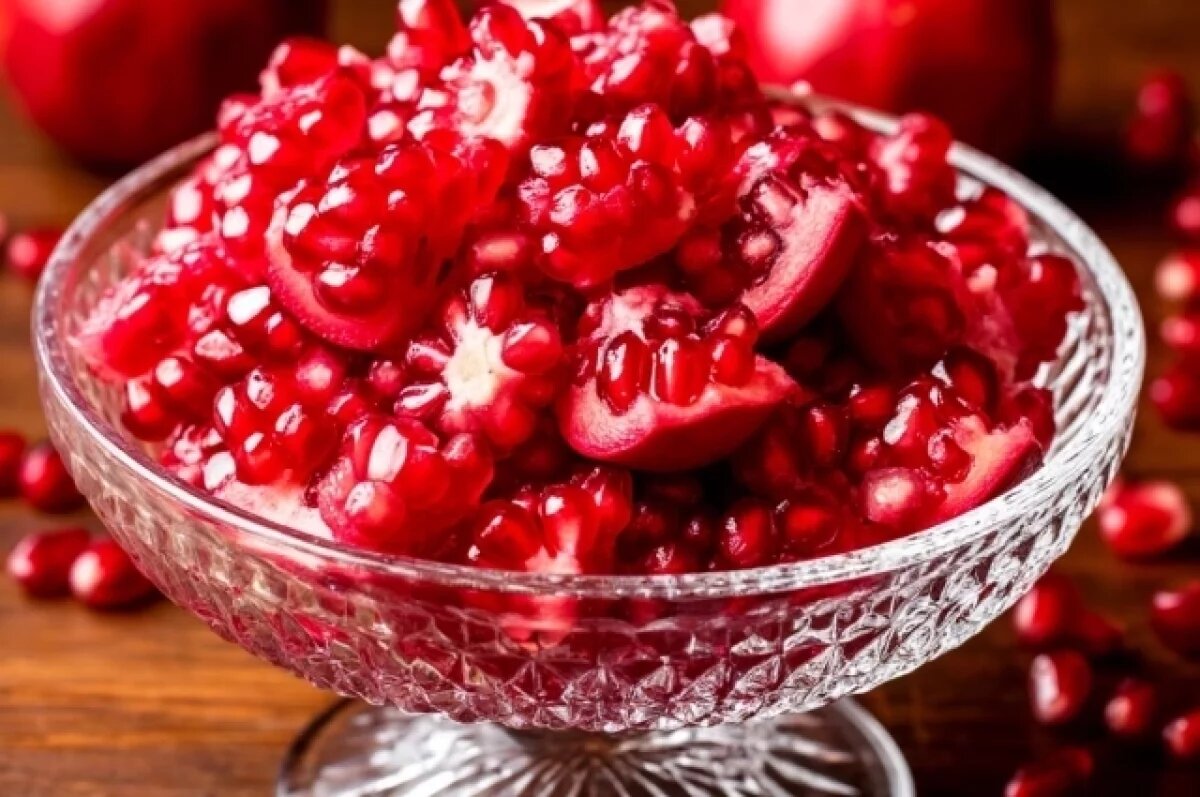    Остеопат Леонидова рассказала, почему гранат считается полезным суперфудом