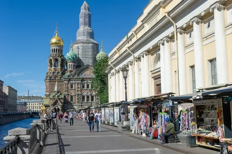 Источник: https://www.spb.kp.ru/online/news/4036428/