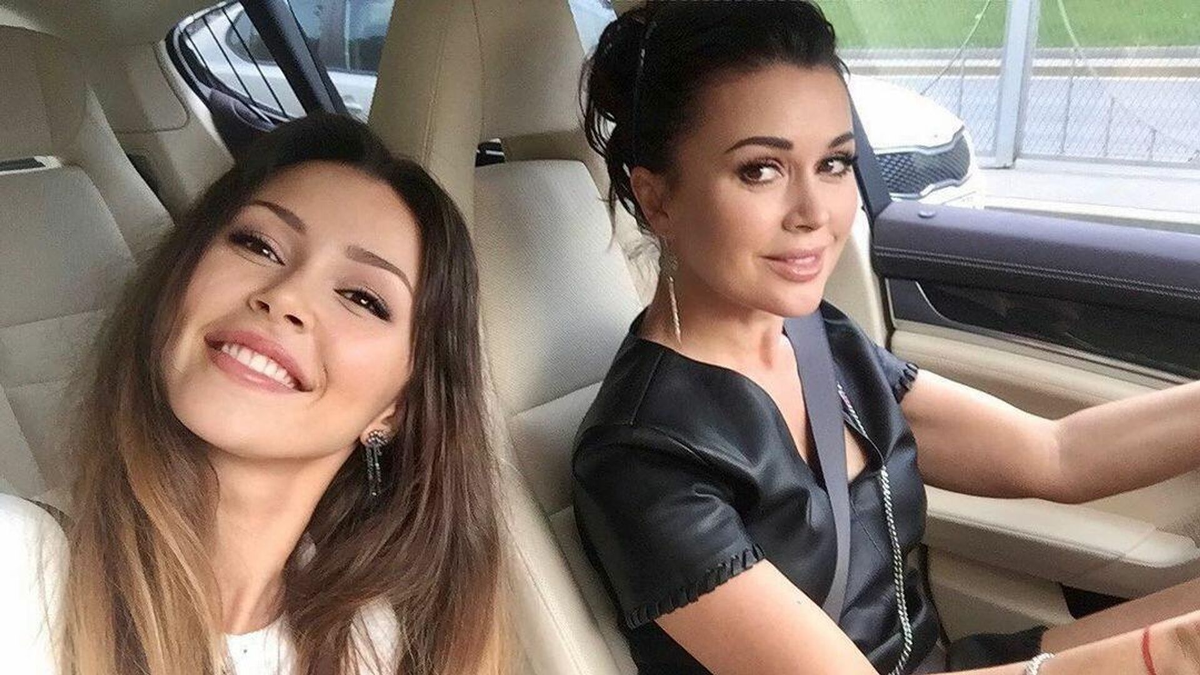 Фото: соцсети Секреты семьи Заворотнюк. Как живёт её старшая дочь Анна