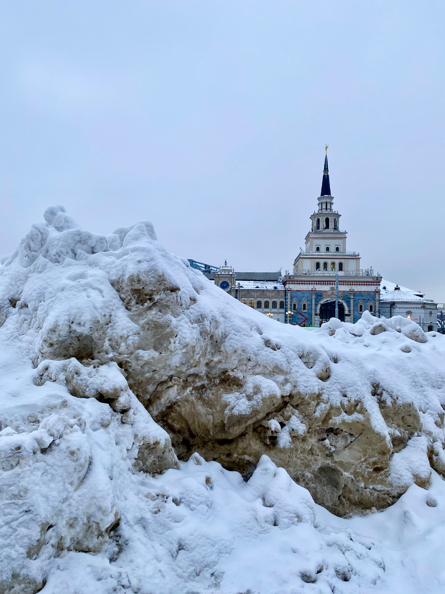 Москва. Вид на Казанский вокзал. Январь 2026. Фото автора.