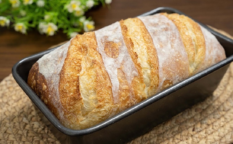 Пышный хлеб с хрустящей корочкой: самый домашний и вкусный рецепт, проверенный годами