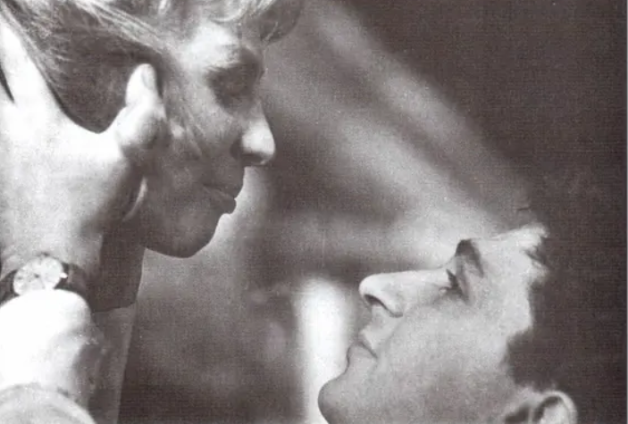 "Иди ко мне под одеяло, замерзнешь!": после скандальной и нелепой ночи с Галкой Волчек, Игорь Кваша встретил любовь всей жизни