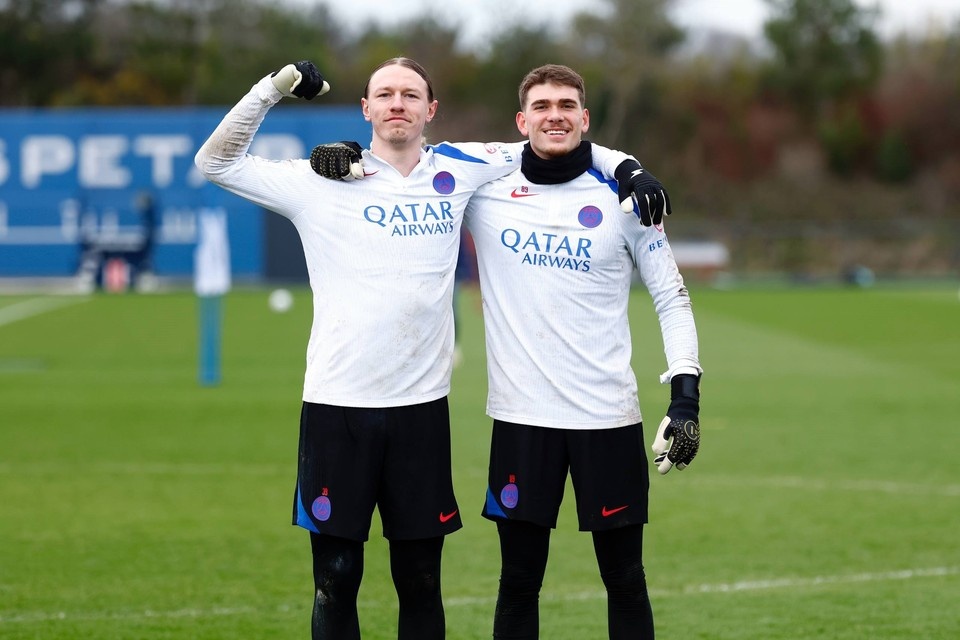    Матвей Сафонов (слева) вернулся к тренировкам с командой. Фото: соцсети игрока