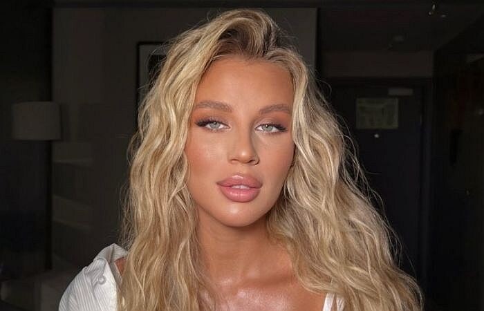 Яна Левенцева.