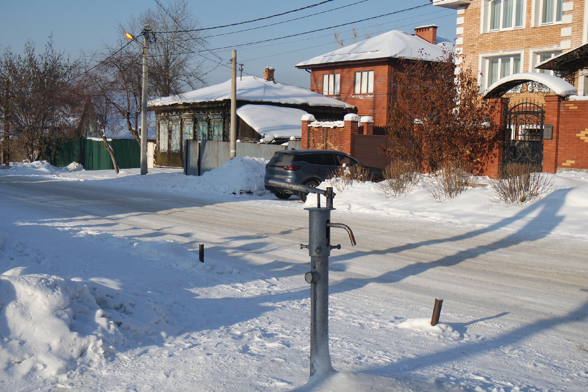 угол переулка Алексеева и улицы Комсомольской
