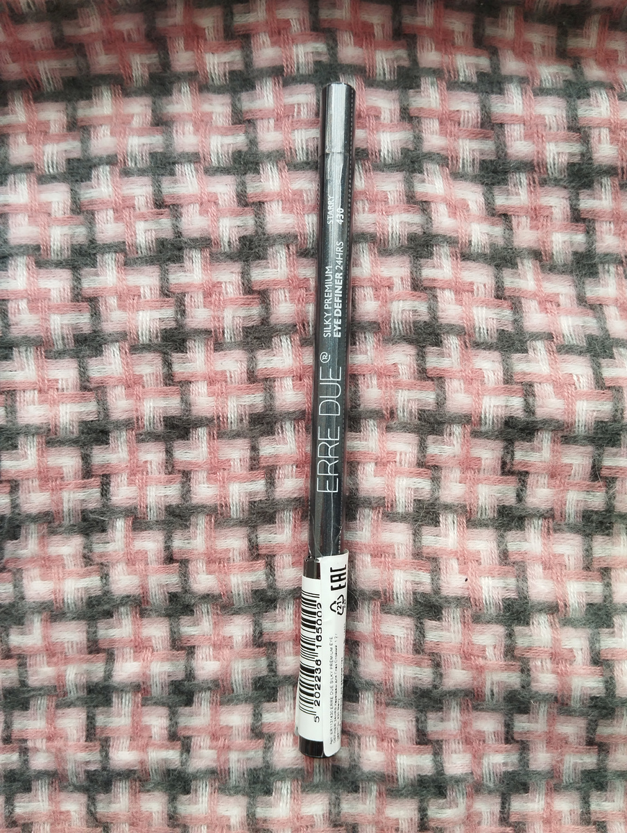 Карандаш для глаз Erre Due Silky Premium Eye Definer.