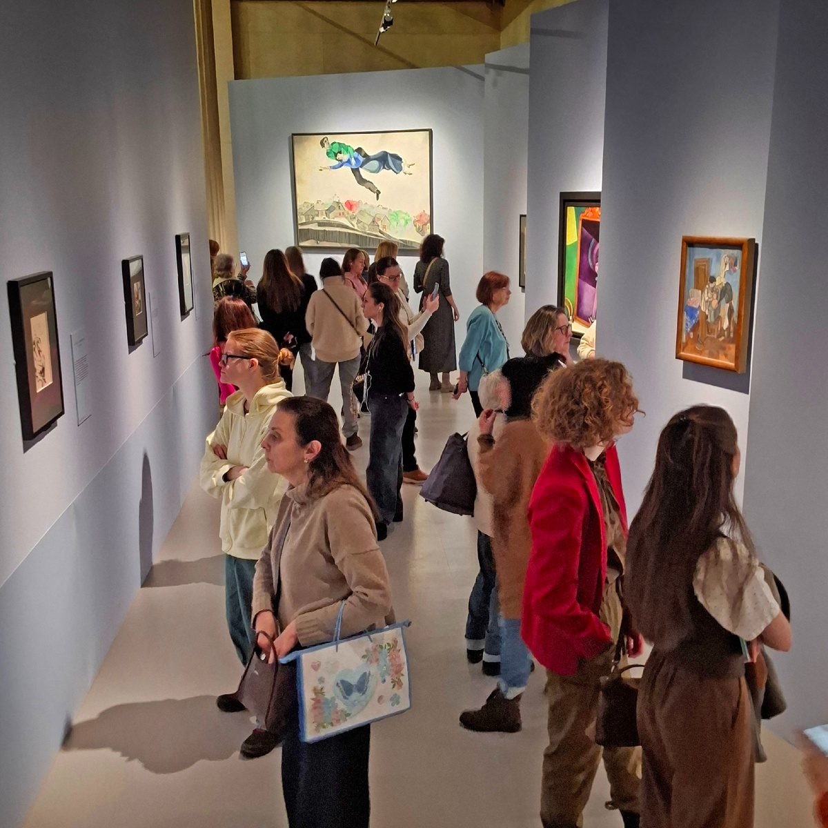 21 января 2026 года, Москва, Пушкинский музей. Желающих погрузиться в творчество Марка Шагала действительно было много. Фото автора.