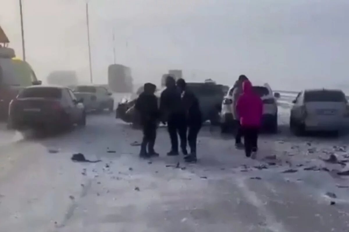    Семь автомобилей столкнулись на трассе М-4 «Дон» в Ростовской области