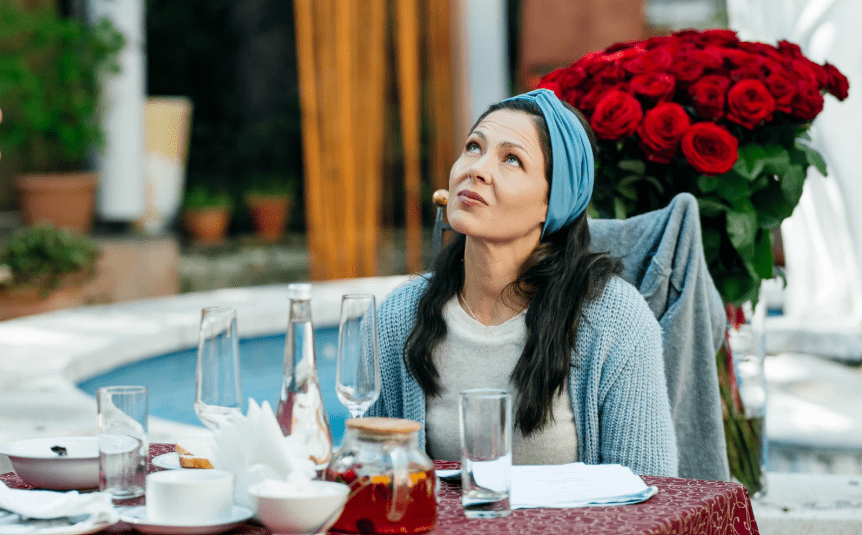 Елена Лядова в сериале Тысяча «нет» и одно «да»