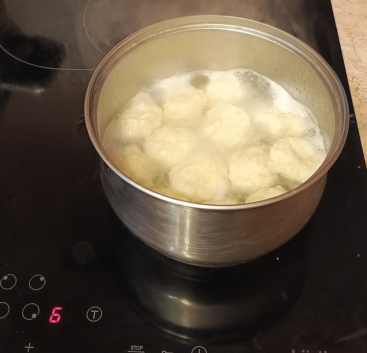 Варю вареники