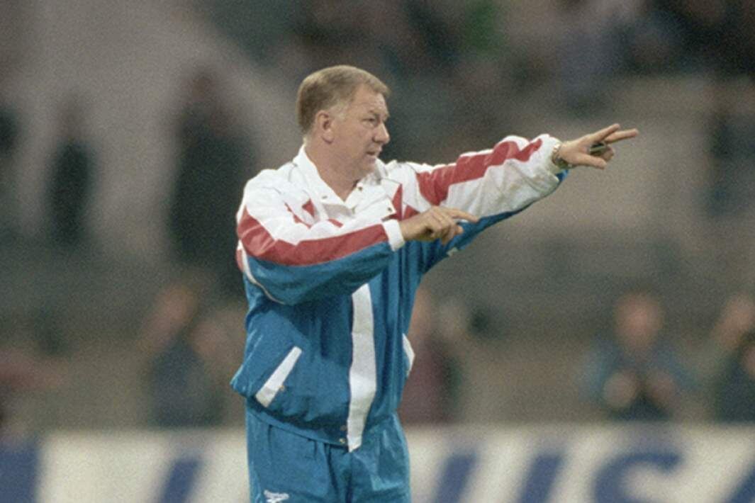 Тренер российской сборной по футболу Борис Игнатьев. 28 августа 1996 года. Фото: ТАСС/Игорь Уткин
