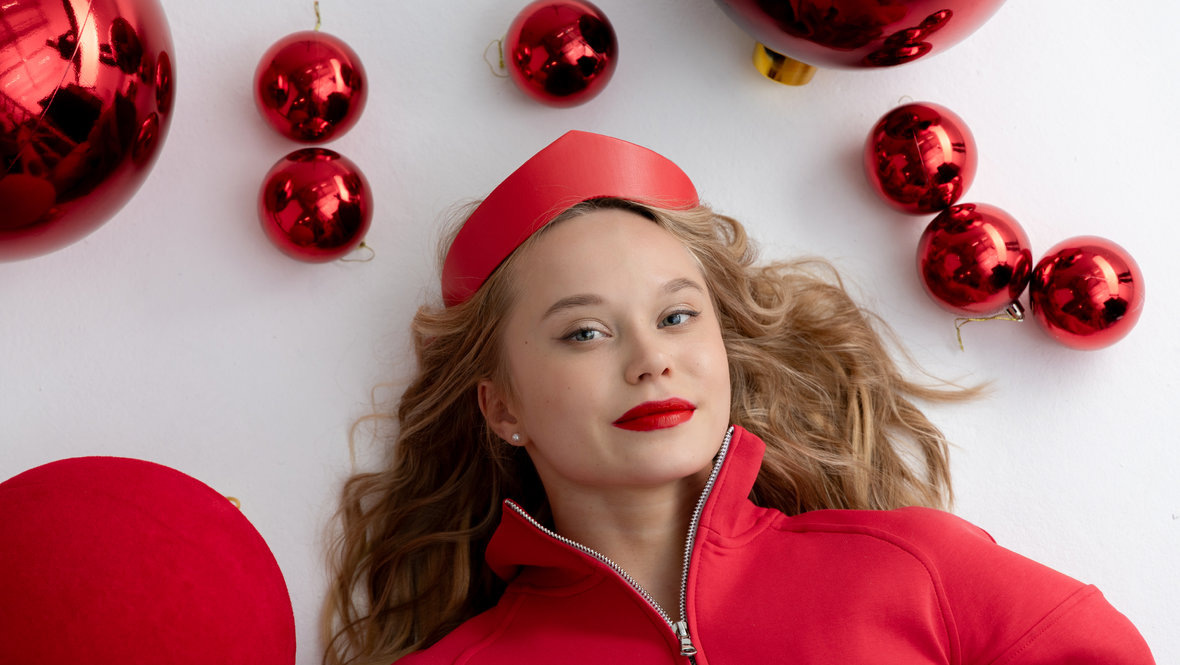    Ангелина Мельникова в новогоднем фотопроекте «Спорт-Экспресс».Дарья Исаева