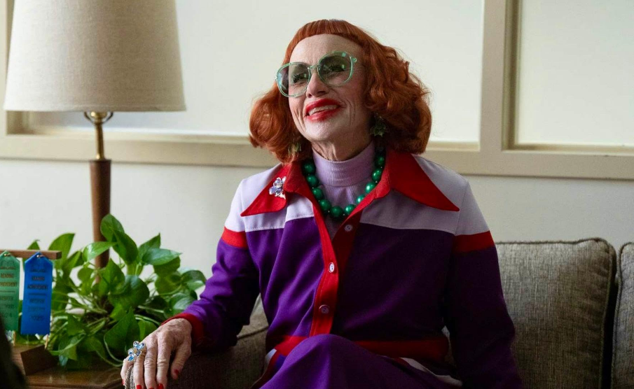 Тетя Глэдис рада быть в числе рекордов, а не игноров. Иначе она показала бы всем членам Американской Киноакадемии кузькину мать!