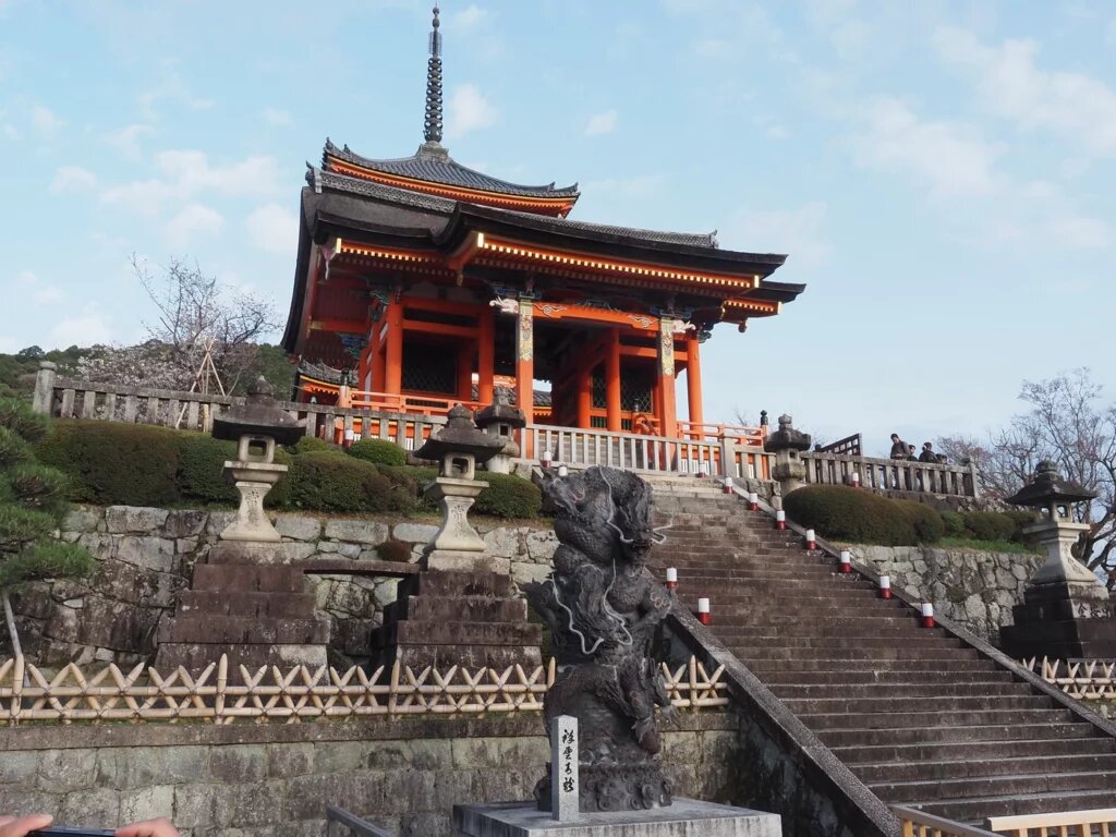 Начало маршрута по Киёмидзу-дэра