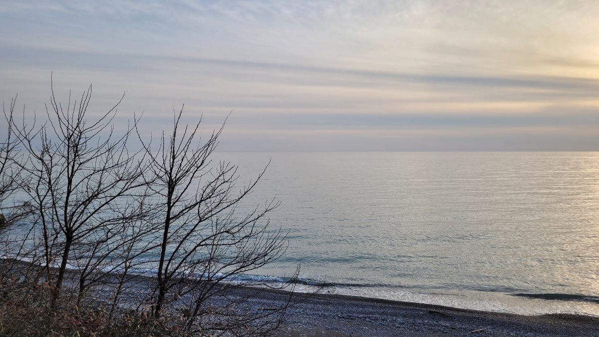 Черное море сегодня было белым