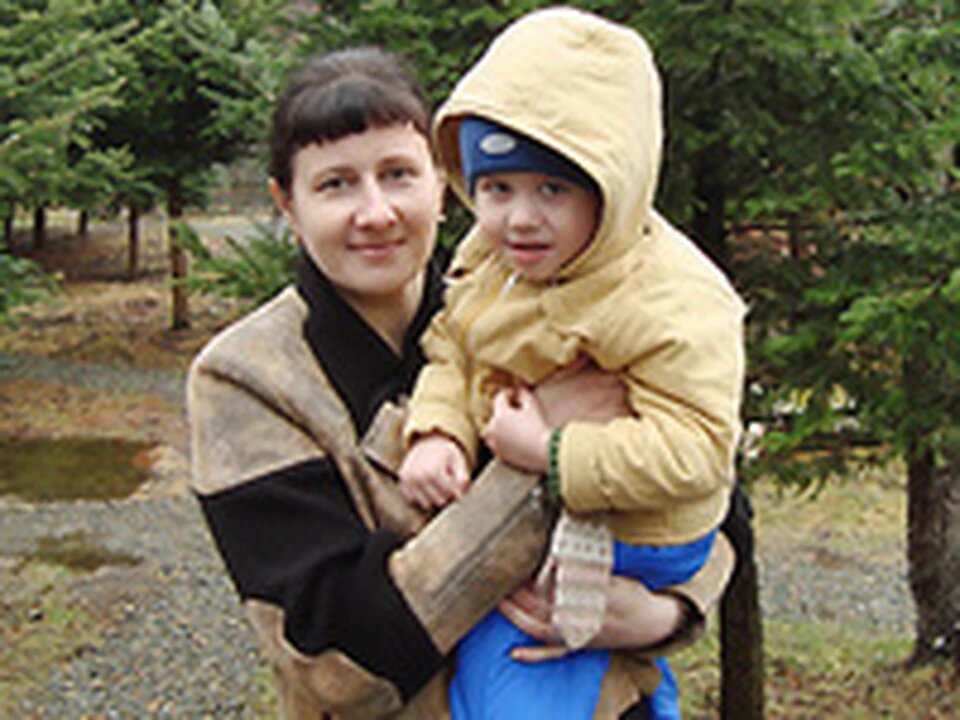 Елена с сыном. Фото: соцсети