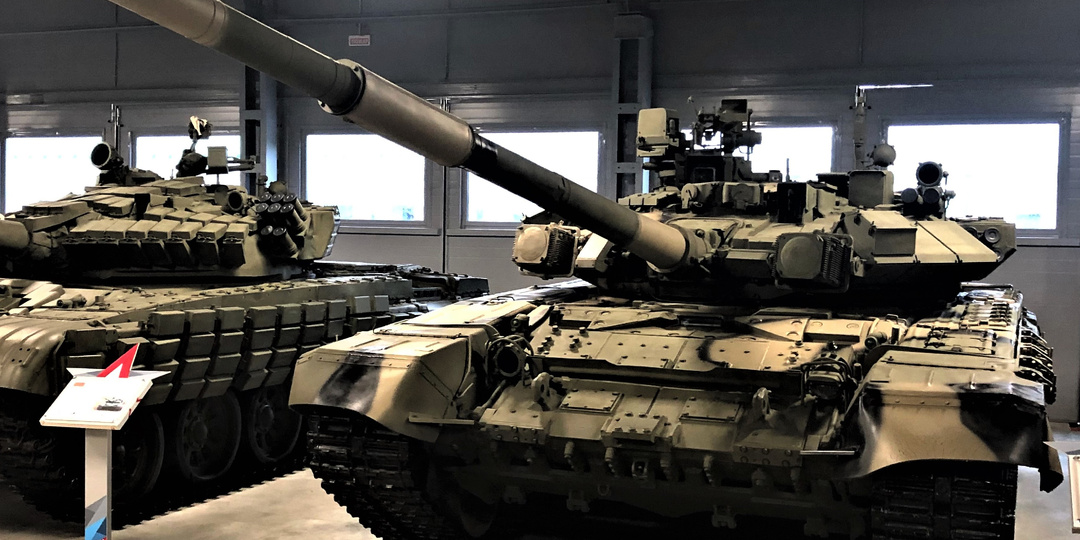 Т-90А . Обзор первых серийных машин.