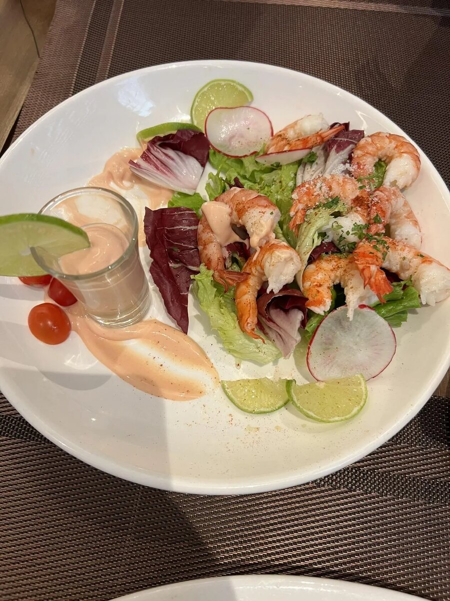 фото мое из ресторана Tuans в Нячанге.