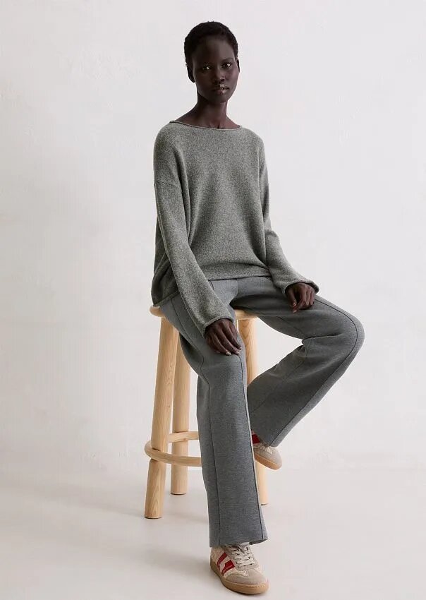 Свитер из пушистой шерсти