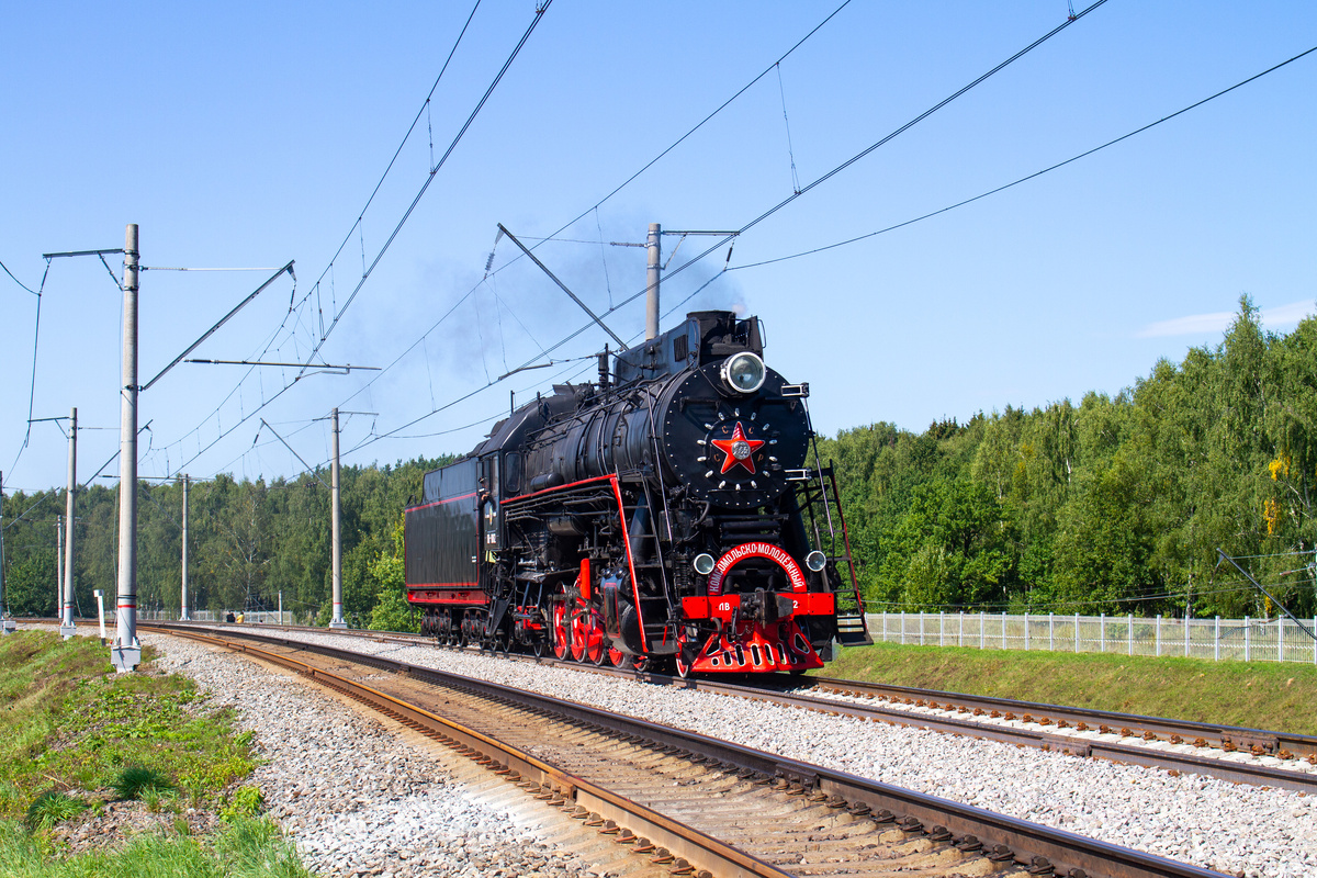 Восстановленный паровоз ЛВ-0182 на кольце ВНИИЖТа, 2021 г.