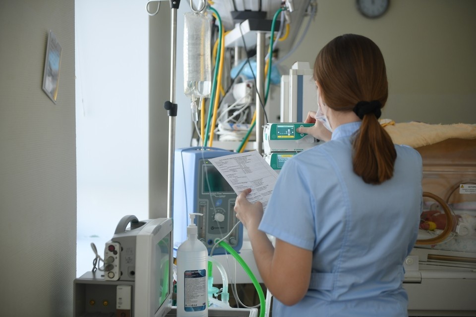    Узнали у генетика, чем может обернуться такая связь для новорожденного. Алексей БУЛАТОВ