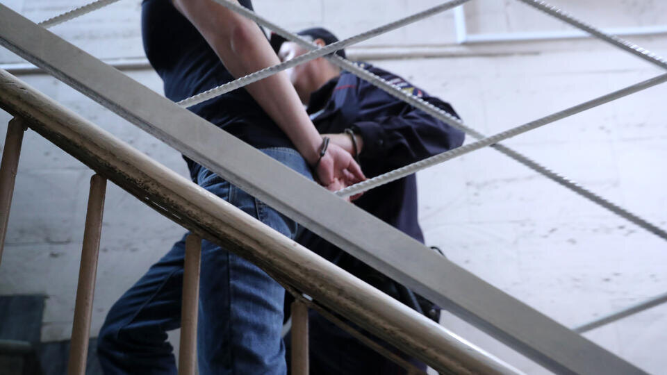     Убийцу криминального авторитета поймали через 20 лет после расстрела в ресторане ИЗВЕСТИЯ/Андрей Эрштрем