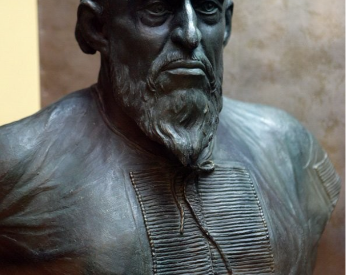 Становление Ивана Грозного, как царя, проходило в очень непростых условиях. А на Западе до сих пор в ходу миф о "страшном русском царе"