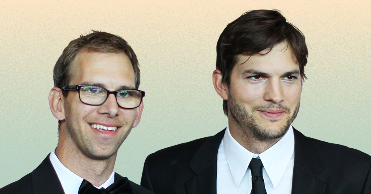 Майкл и Эштон Кутчеры. Фото: Adam Bettcher / Getty