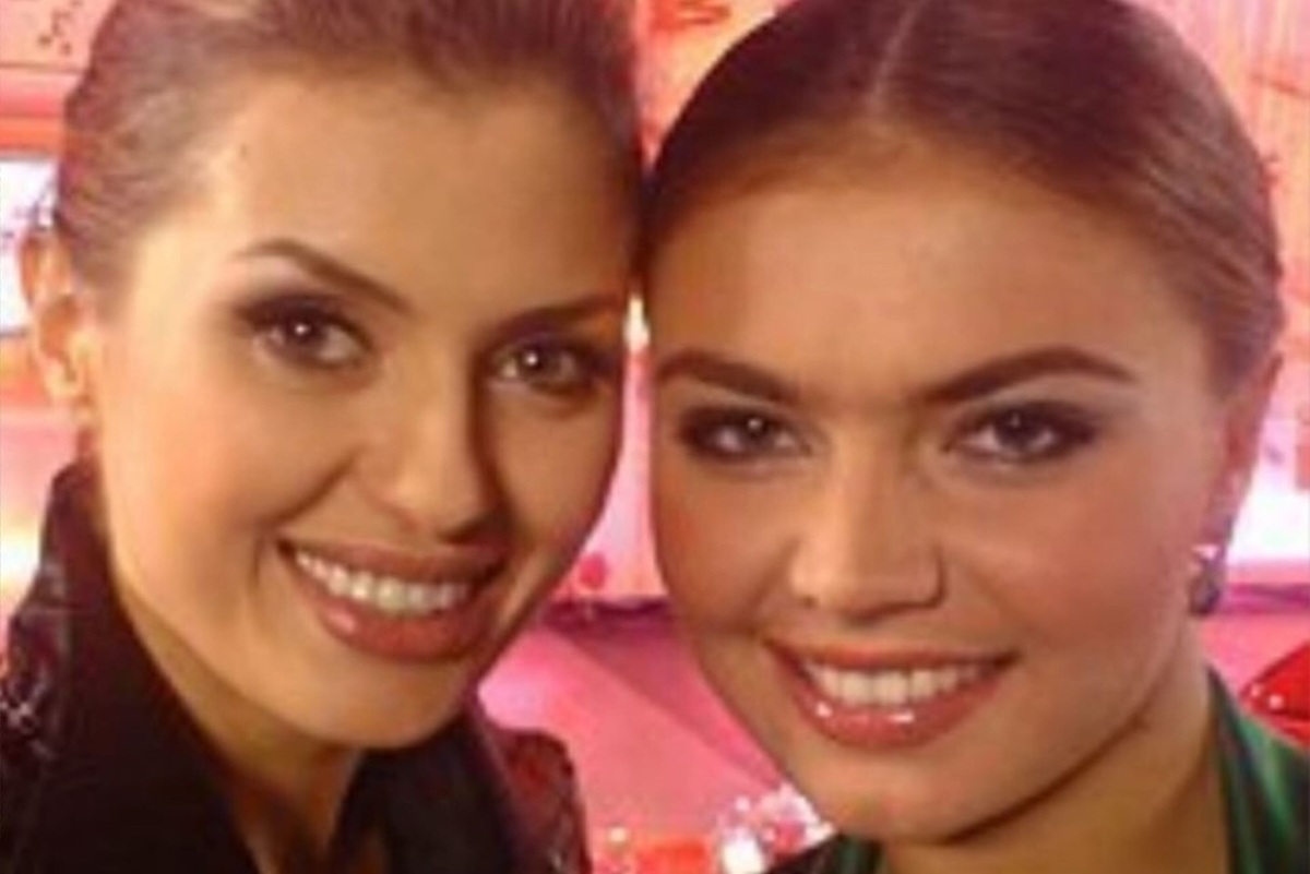     «Единственный человек, который пришел с подарками»: Виктория Боня показала редкое фото с Алиной Кабаевой