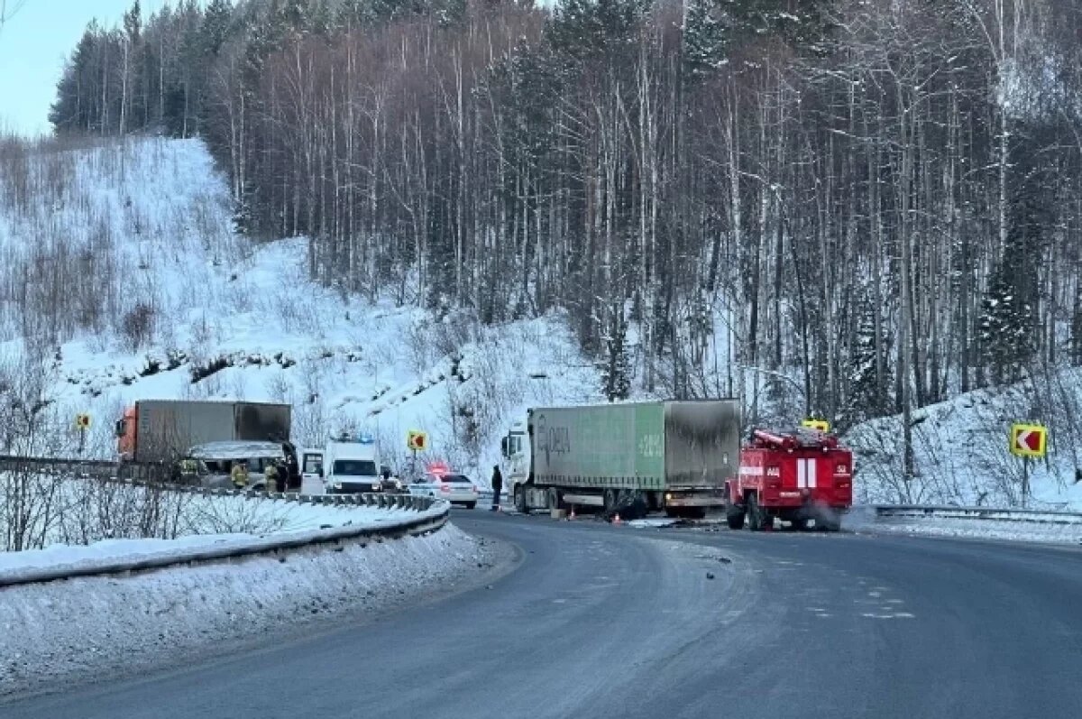    Одиннадцать человек пострадали в ДТП с автобусом Иркутск-Улан-Удэ