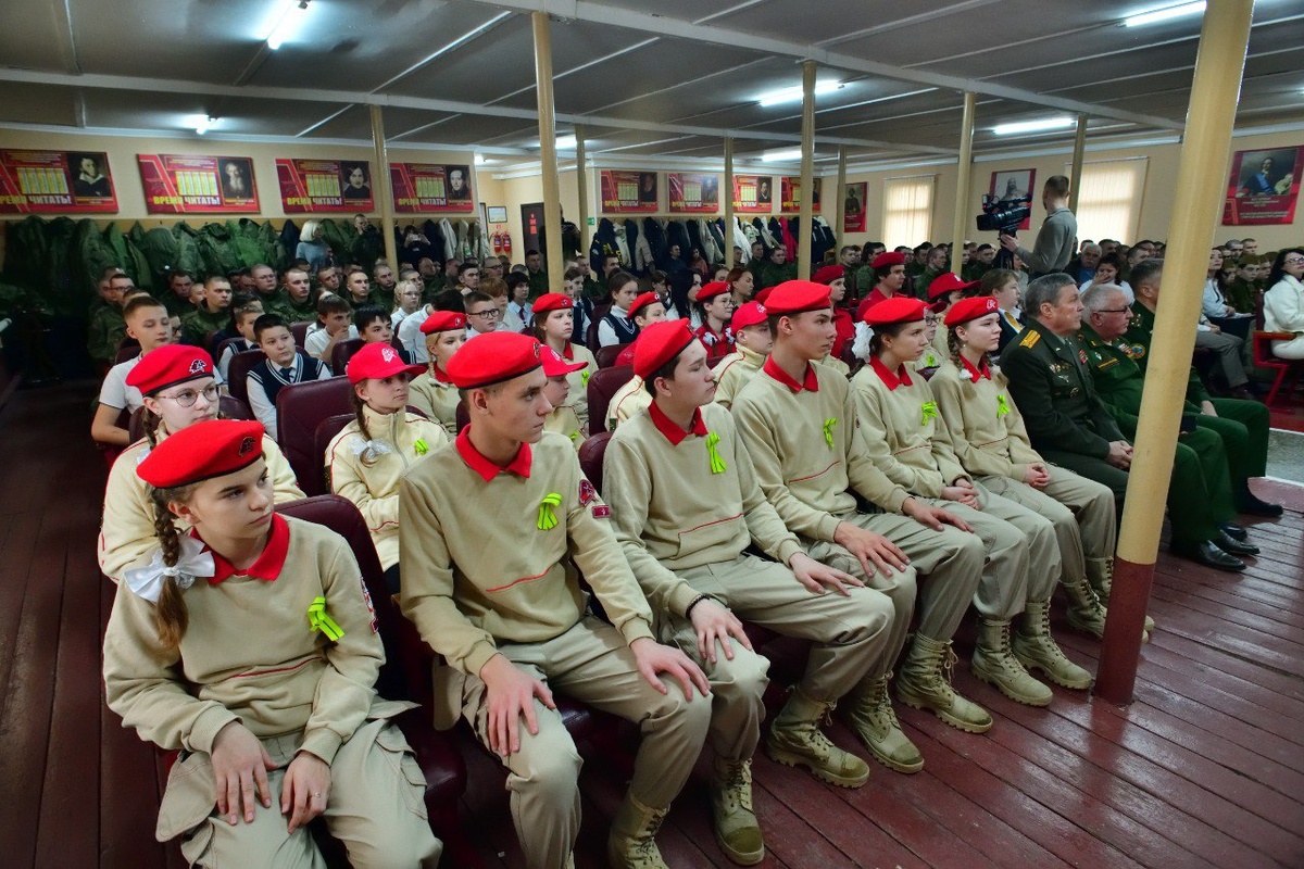 Фото: Феликс СУЗДАЛЕВ