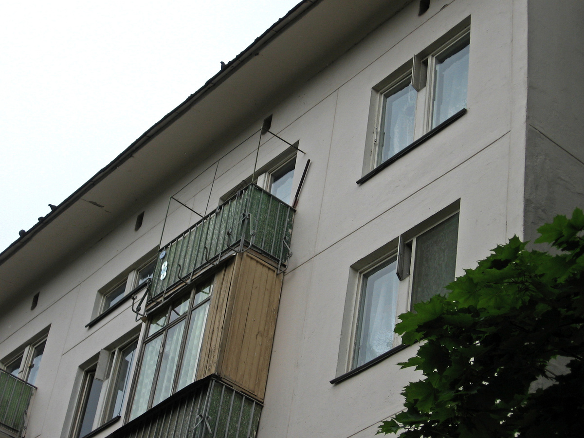 Окна нашей квартиры в Новогиреево - на последнем этаже