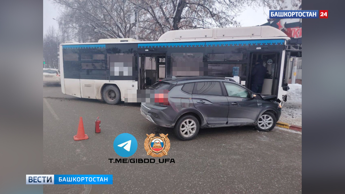    Водитель «Лады Искра» пострадал в ДТП с участием пассажирского автобуса в Демском районе Уфы