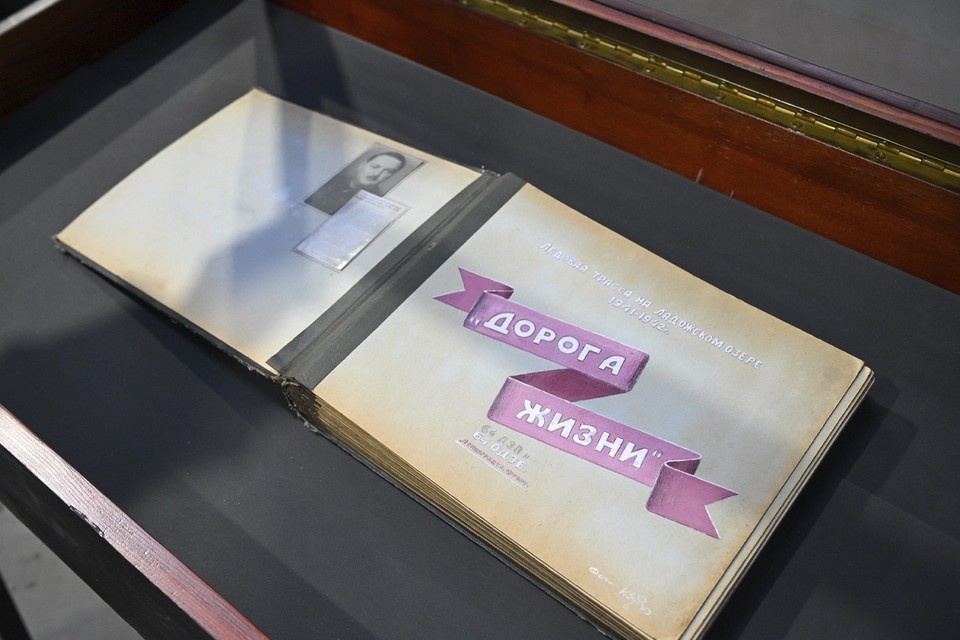    В Петербурге открыли новую выставку. Фото: t.me/transportniytseh