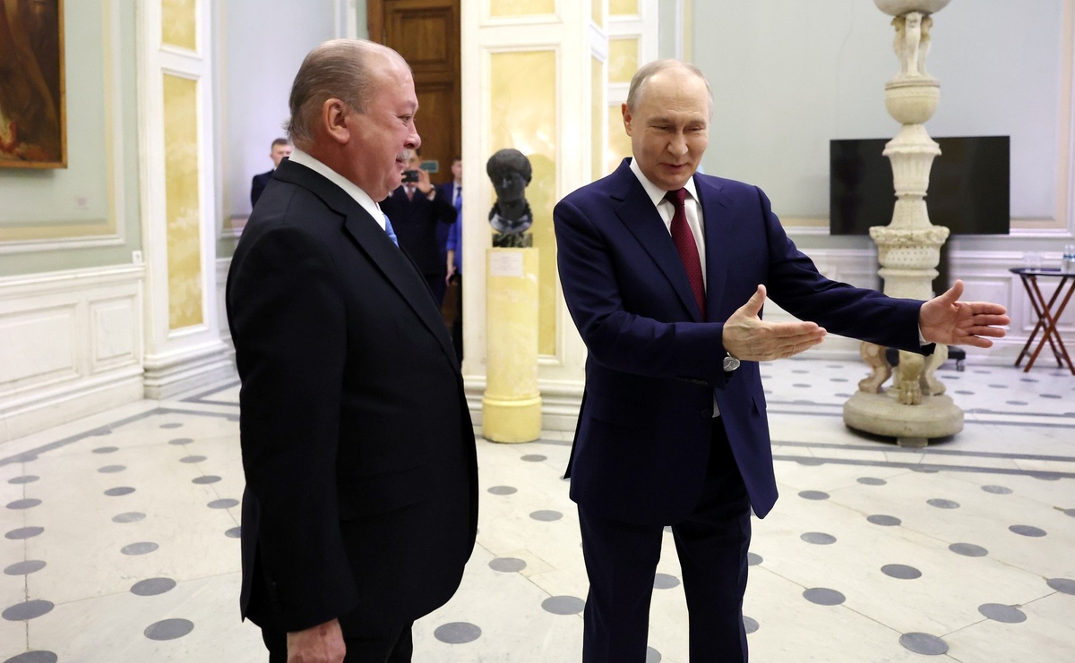 Путин провел встречу с султаном Ибрагимом в Эрмитаже.  Фото: Фото: пресс-служба Администрации президента РФ / kremlin.ru