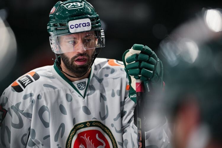    После работы в общей группе Тодд поехал отрабатывать большинство