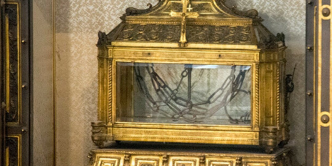 ПОКЛОНЕНИЕ ВЕРИГАМ АПОСТОЛА ПЕТРА