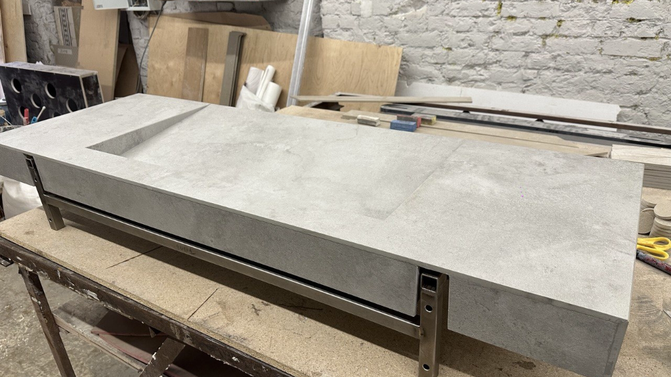 Раковина из керамогранита - детали вырезаны на гидроабразиве