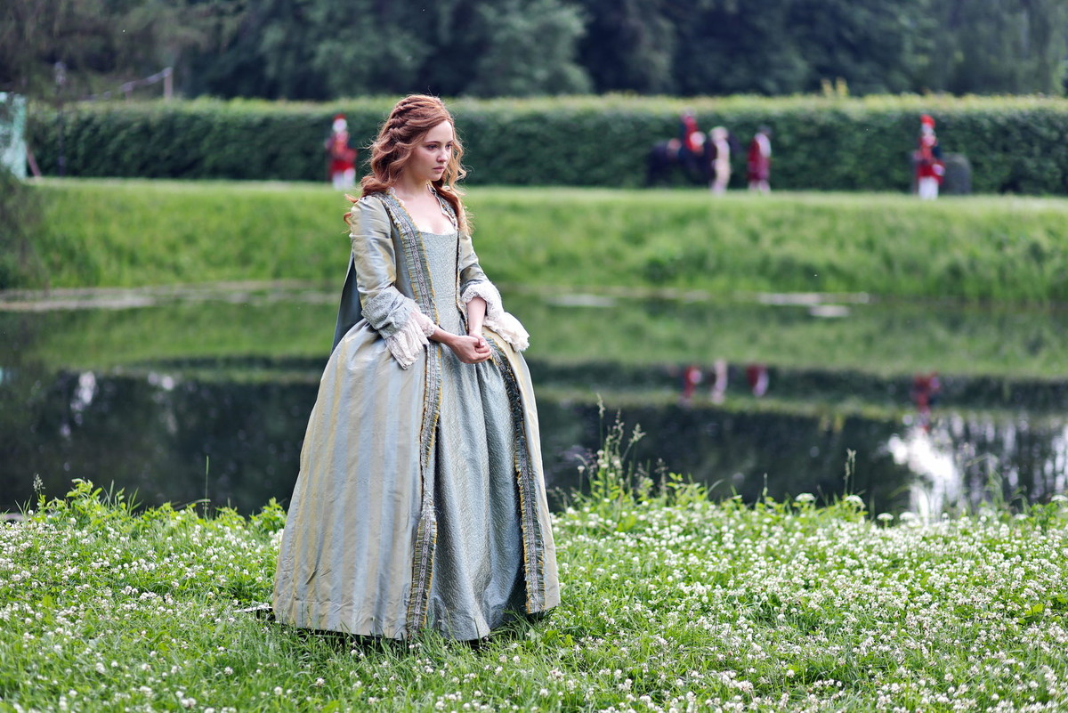 Кадр их сериала "Елизавета" 2021г.