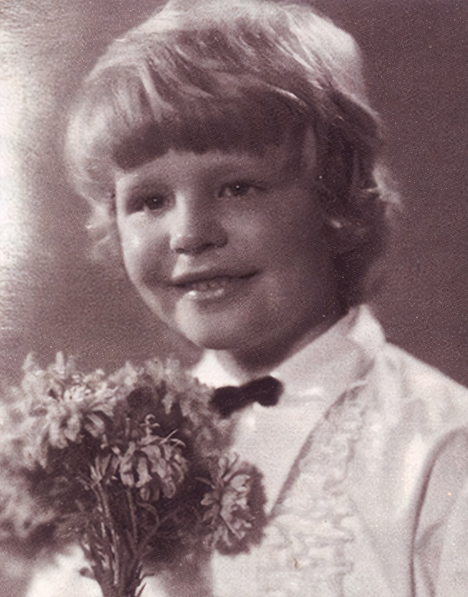 Сергей Юшкевич в детские годы