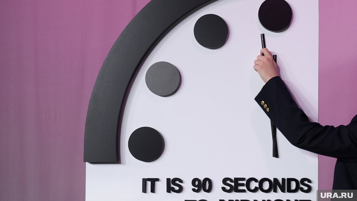    Часы Судного дня — это символ того, насколько мир близок к самоуничтожению