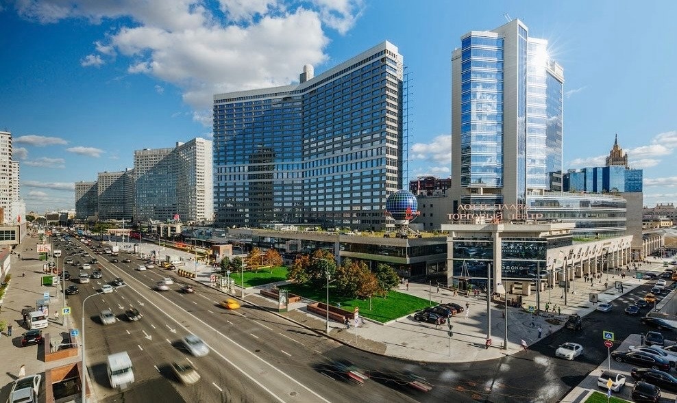 Аренда жилья в ЦАО означает, что вы всегда находитесь в центре событий. Вам не нужно тратить часы на дорогу до работы или любимого кафе
