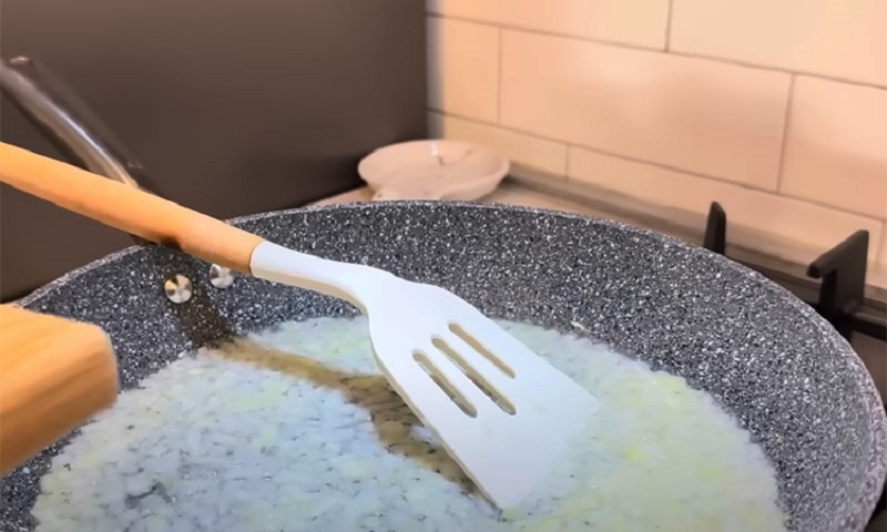 Рассыпчатый рис по-кавказски: быстрый рецепт для вкусных будней