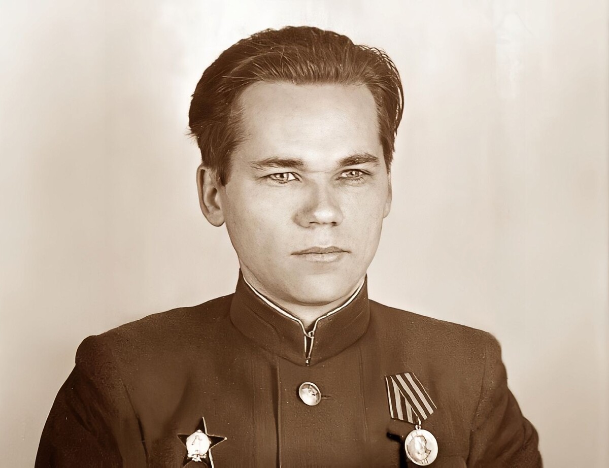 Михаил Калашников